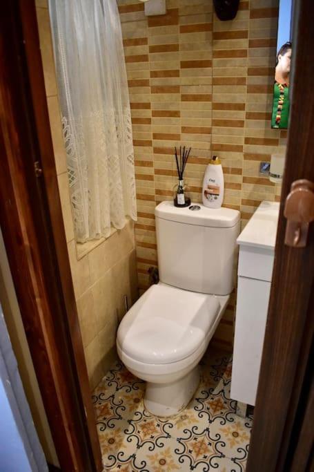 City Centre Pied-A-Terre Near Food Market And Walking Distance To Bus Terminus 瓦莱塔 外观 照片