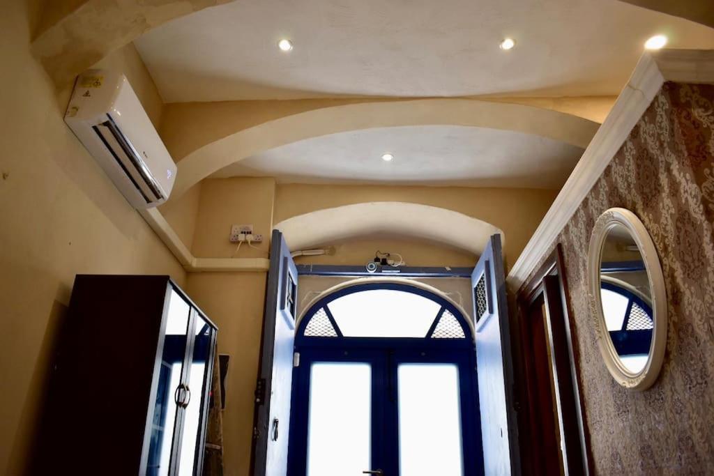 City Centre Pied-A-Terre Near Food Market And Walking Distance To Bus Terminus 瓦莱塔 外观 照片